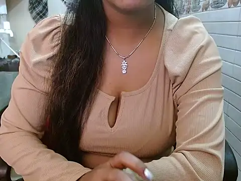 LovingPihu online show from February 2026 05:40:02 AM