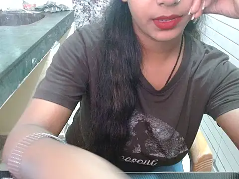 Snapshot of LovingPihu chatting on October 2025 05:31:02 AM LovingPihu online show from October 2025 05:31:02 AM