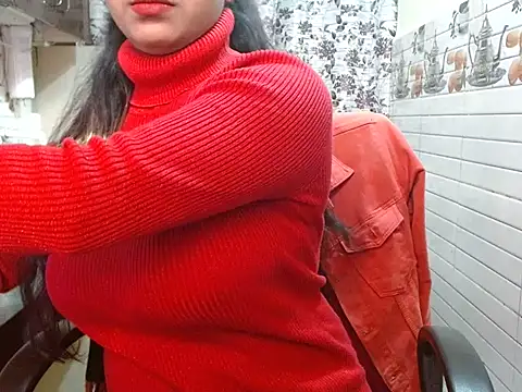 LovingPihu online show from December 2025 06:05:01 AM