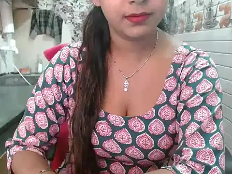 LovingPihu online show from March 2026 05:56:02 AM