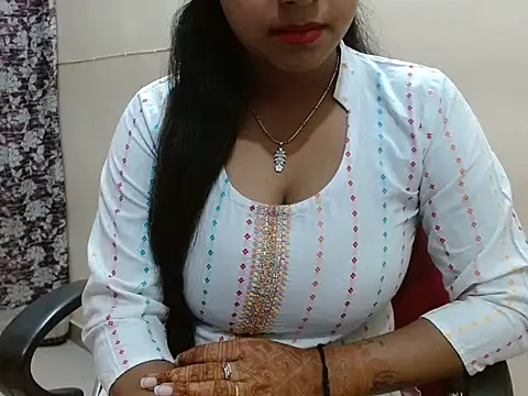 LovingPihu online show from April 2026 05:12:01 AM