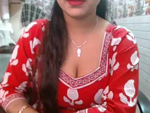 LovingPihu online show from February 2026 05:39:02 AM