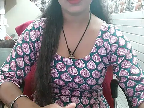 LovingPihu online show from October 2025 05:39:01 AM