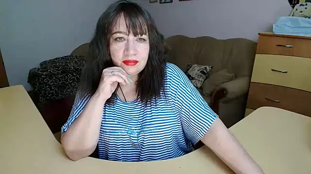 Lucretia Goldi  online show from March 2026 11:17:01 PM