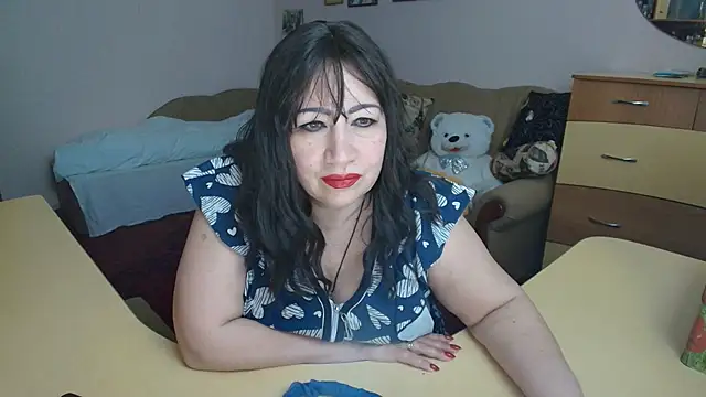 Lucretia Goldi  online show from February 2025 10:28:01 PM