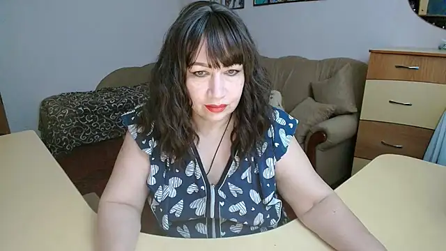 Lucretia Goldi  online show from December 2025 11:06:02 PM