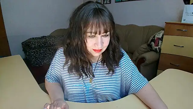 Lucretia Goldi  online show from February 2026 11:28:02 PM