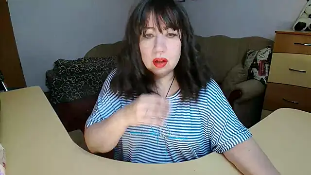 Lucretia Goldi  online show from February 2026 11:37:02 PM