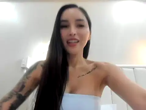 Snapshot of CaliAsian chatting on July 2026 09:28:01 AM CaliAsian online show from July 2026 09:28:01 AM