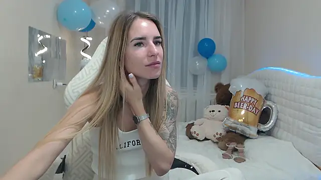 Snapshot of DeboraHorny chatting on September 2025 06:06:02 AM DeboraHorny online show from September 2025 06:06:02 AM