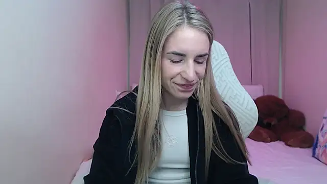 Snapshot of DeboraHorny chatting on April 2026 06:11:02 AM DeboraHorny online show from April 2026 06:11:02 AM
