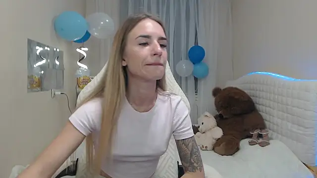 Snapshot of DeboraHorny chatting on September 2025 05:57:02 AM DeboraHorny online show from September 2025 05:57:02 AM