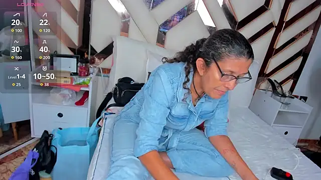 Keyla Milf online show from January 2026 02:37:01 AM