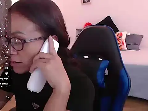 emmily castro online show from September 2025 02:17:01 PM