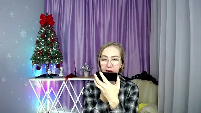 queen a n i online show from January 2026 10:40:01 AM