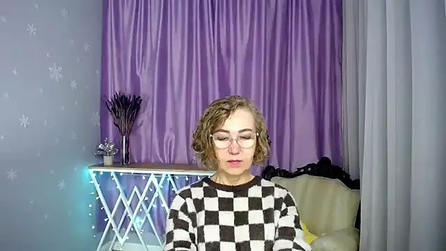 queen a n i online show from June 2026 08:25:02 AM