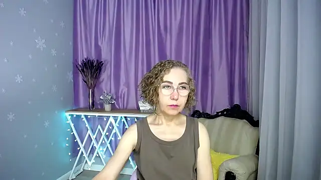 Snapshot of queen_a_n_i chatting on July 2026 07:26:01 AM queen a n i online show from July 2026 07:26:01 AM