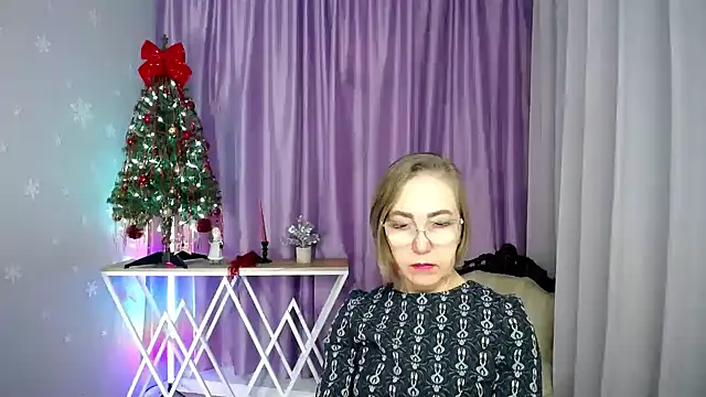 queen a n i online show from January 2026 10:41:02 AM