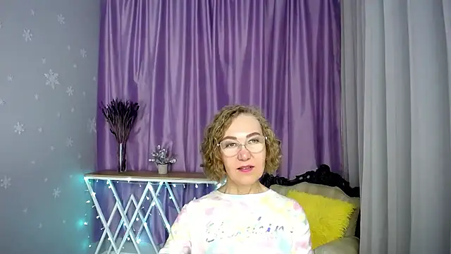 queen a n i online show from May 2026 08:02:01 AM