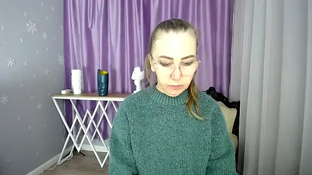 queen a n i online show from March 2025 08:50:02 AM