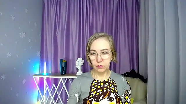 queen a n i online show from November 2025 11:25:01 AM