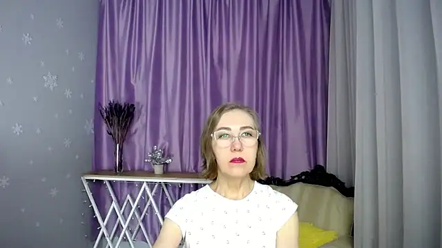 queen a n i online show from March 2026 07:50:02 AM