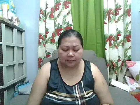 hornyKENDAH online show from April 2026 05:17:02 PM