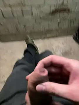 Snapshot of alonglongdidong chatting on April 2026 06:26:01 PM alonglongdidong online show from April 2026 06:26:01 PM