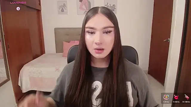 Miley Baker online show from November 2025 03:12:01 PM