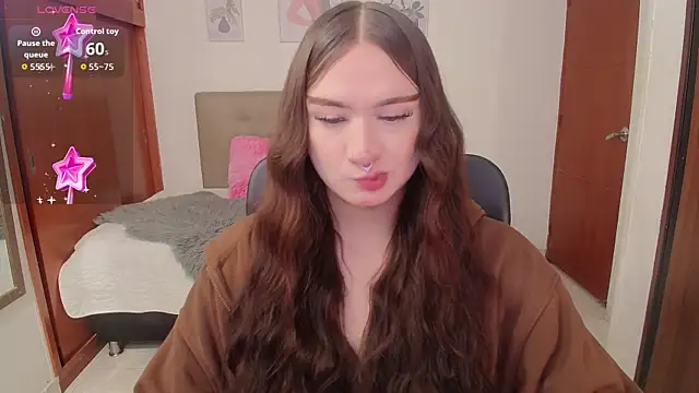 Miley Baker online show from November 2025 02:09:02 PM