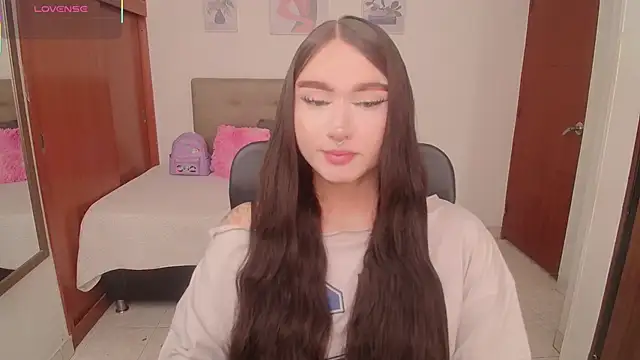 Snapshot of Miley_Baker chatting on February 2026 03:20:02 PM Miley Baker online show from February 2026 03:20:02 PM