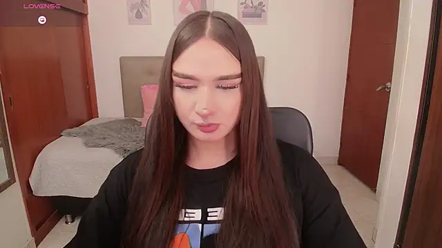 Miley Baker online show from December 2025 02:27:02 PM