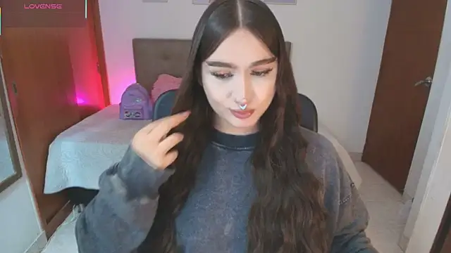 Miley Baker online show from April 2026 01:13:02 PM