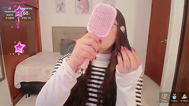 Miley Baker online show from October 2025 02:38:01 PM