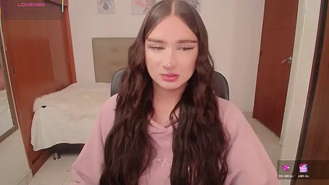 Snapshot of Miley_Baker chatting on January 2026 03:27:01 PM Miley Baker online show from January 2026 03:27:01 PM