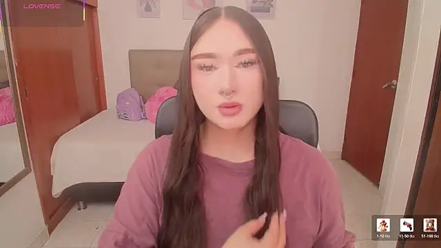 Snapshot of Miley_Baker chatting on February 2026 02:25:01 PM Miley Baker online show from February 2026 02:25:01 PM