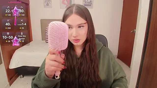 Miley Baker online show from November 2025 02:32:01 PM