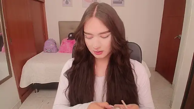 Snapshot of Miley_Baker chatting on March 2026 03:08:02 PM Miley Baker online show from March 2026 03:08:02 PM