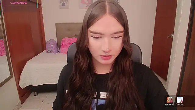 Snapshot of Miley_Baker chatting on February 2026 03:28:01 PM Miley Baker online show from February 2026 03:28:01 PM