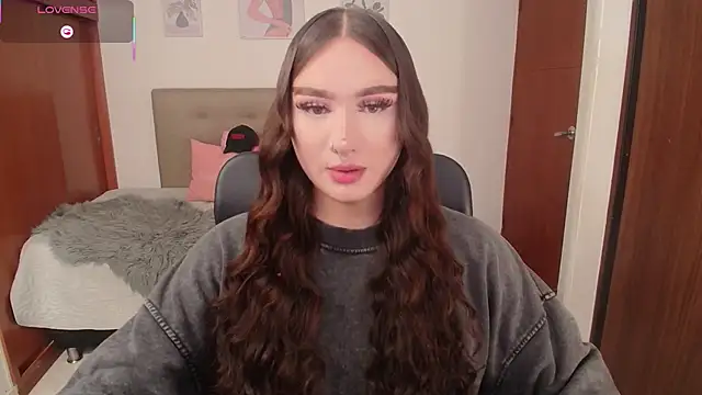 Miley Baker online show from December 2025 02:48:01 PM