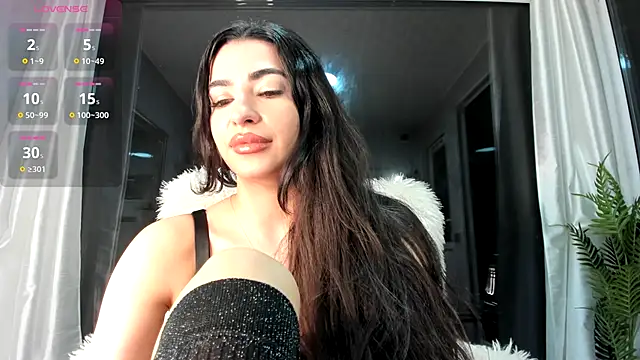 Snapshot of Naila18 chatting on January 2026 08:13:02 PM Naila18 online show from January 2026 08:13:02 PM