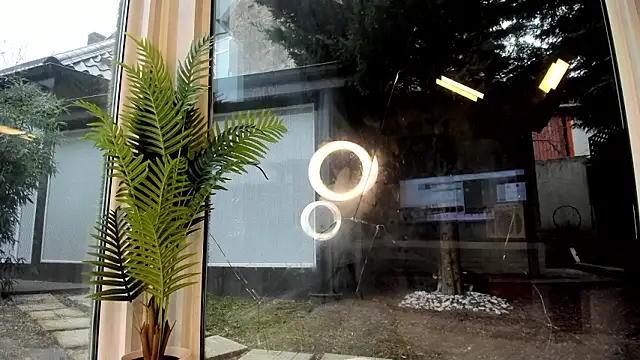 Naila18 online show from March 2026 06:17:01 AM