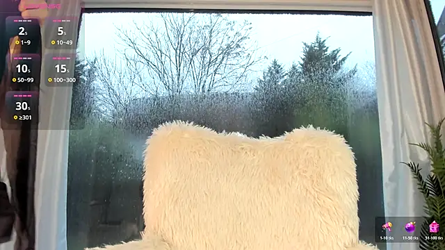 Snapshot of Naila18 chatting on January 2026 06:52:01 AM Naila18 online show from January 2026 06:52:01 AM