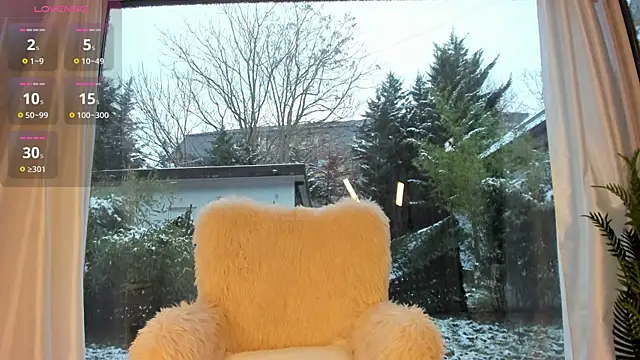 Snapshot of Naila18 chatting on January 2026 06:20:02 AM Naila18 online show from January 2026 06:20:02 AM