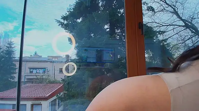 Naila18 online show from April 2026 05:25:01 AM