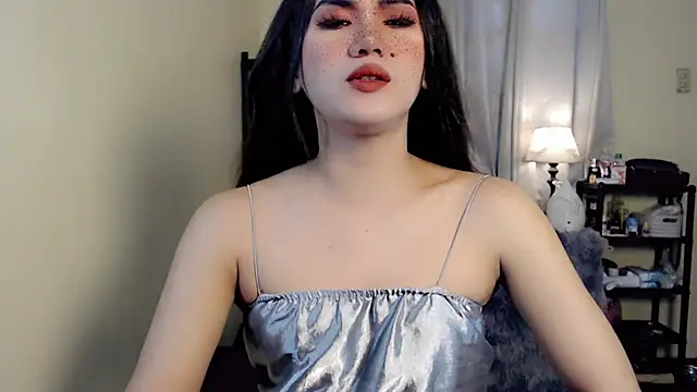 beatrice 21 online show from October 2025 12:47:02 AM