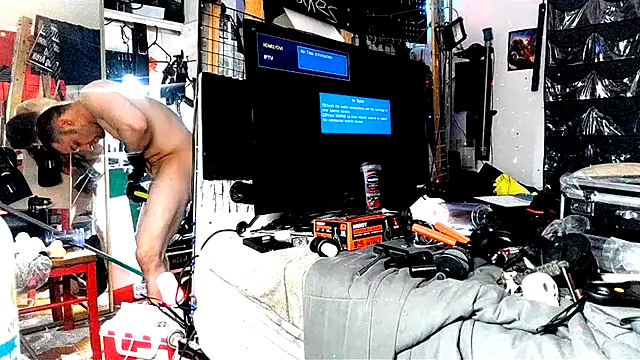 Snapshot of TheHellBilly chatting on February 2025 06:38:01 PM TheHellBilly online show from February 2025 06:38:01 PM