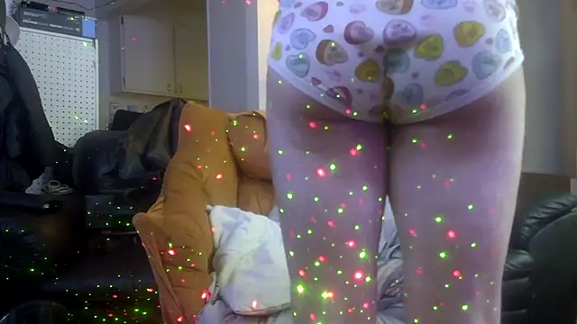 Snapshot of TheHellBilly chatting on March 2026 05:57:01 PM TheHellBilly online show from March 2026 05:57:01 PM