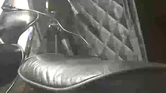 Snapshot of TheHellBilly chatting on October 2025 11:17:02 PM TheHellBilly online show from October 2025 11:17:02 PM