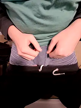 Sissy Tim online show from November 2025 11:54:02 AM